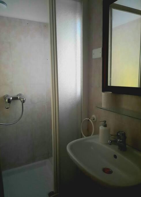 Il Limoneto Dei Cinque Sensi,Apartment With Garden 베르나차 외부 사진
